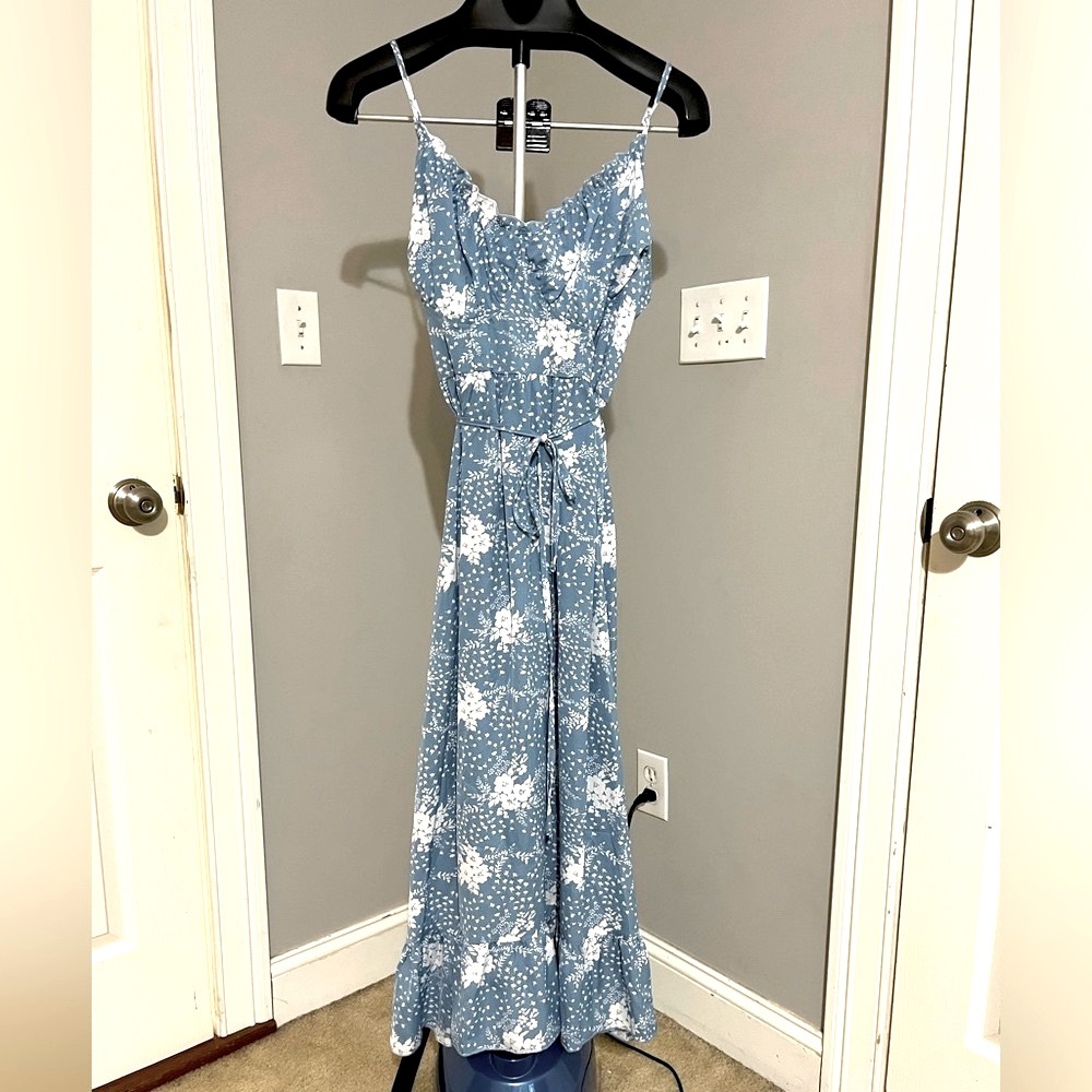 Simplee Apparel Blue and White Spaghetti Strap Maxi Dress